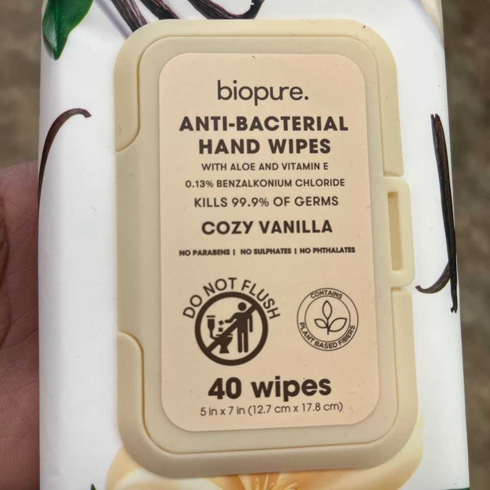 Cozy Vanilla Anti-Bacterial Hand Wipes